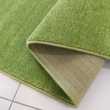 Dywan jednolity jednokolorowy Uncolore - zielony (N)